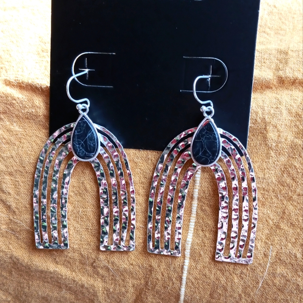 CLOSING SHOP☆TORRID earrings